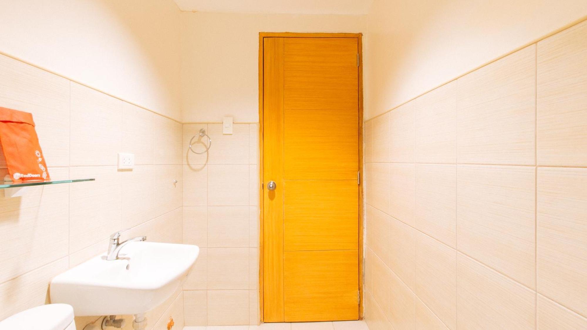 Reddoorz Plus At Alpina Heights Paranaque Paranaque City Zewnętrze zdjęcie