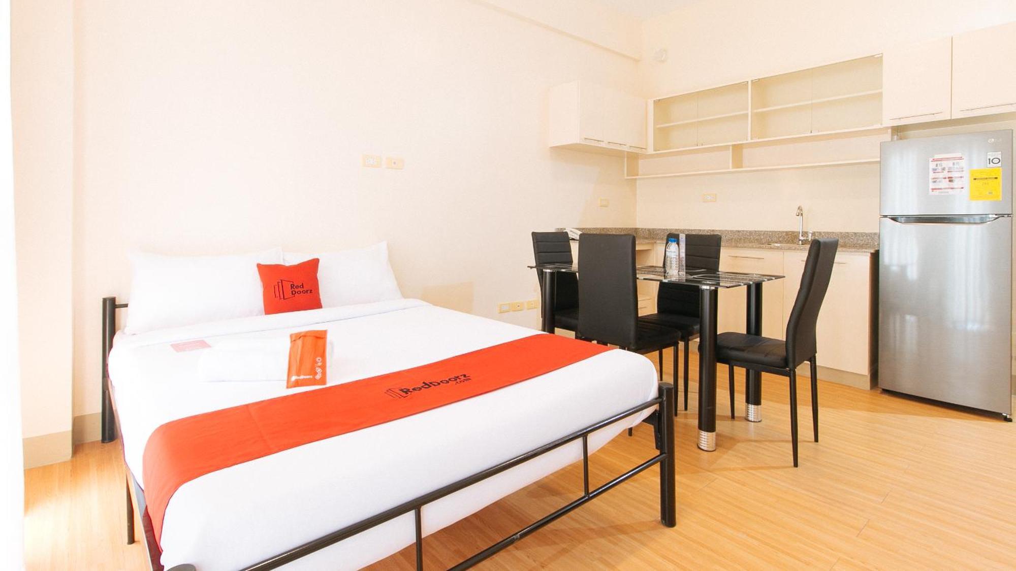 Reddoorz Plus At Alpina Heights Paranaque Paranaque City Zewnętrze zdjęcie