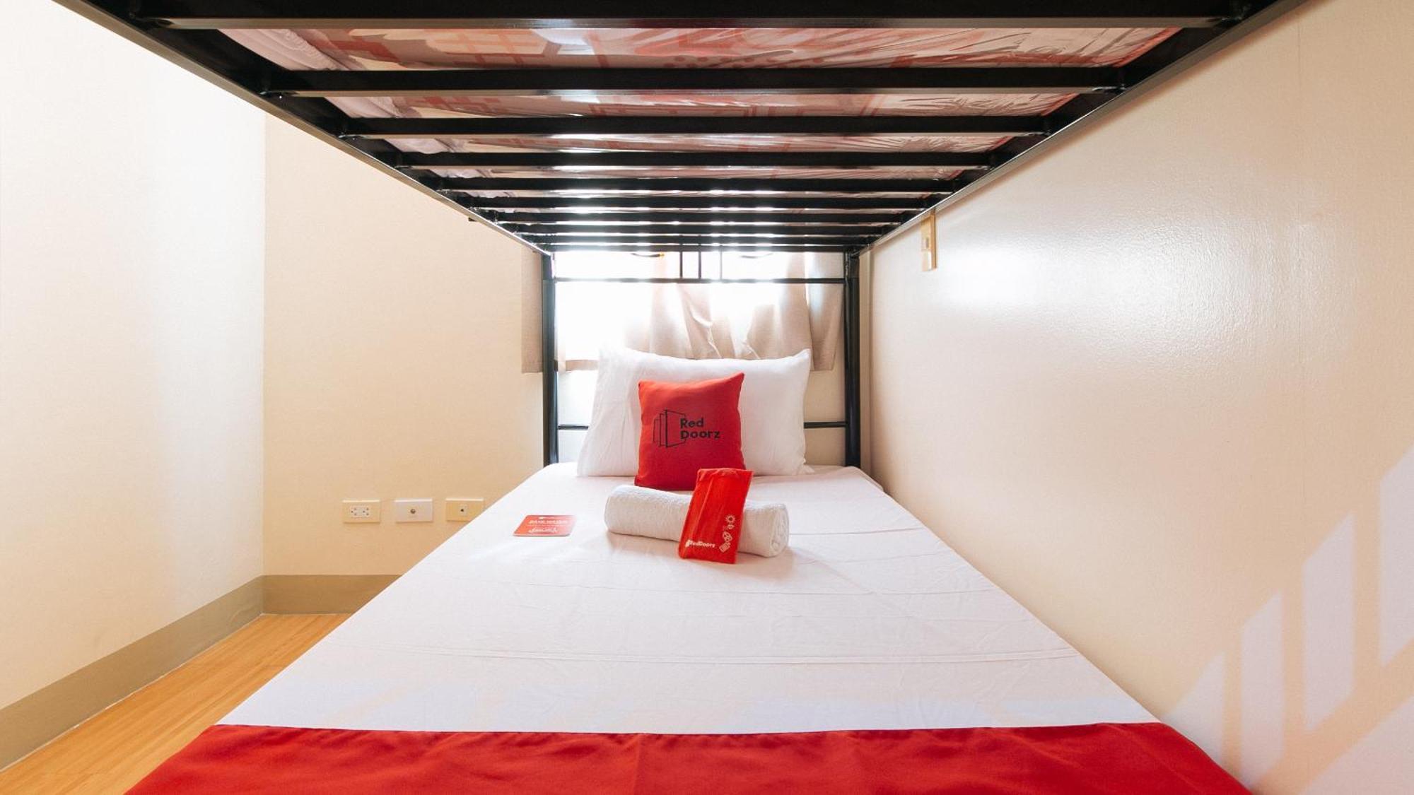 Reddoorz Plus At Alpina Heights Paranaque Paranaque City Zewnętrze zdjęcie