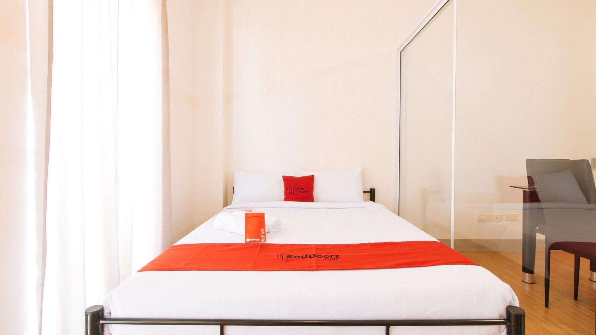 Reddoorz Plus At Alpina Heights Paranaque Paranaque City Zewnętrze zdjęcie