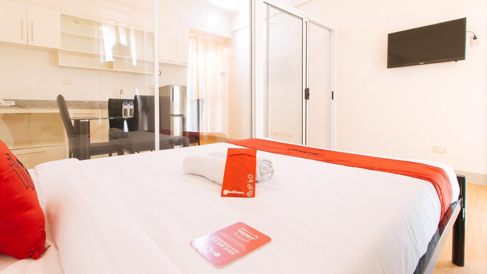 Reddoorz Plus At Alpina Heights Paranaque Paranaque City Zewnętrze zdjęcie