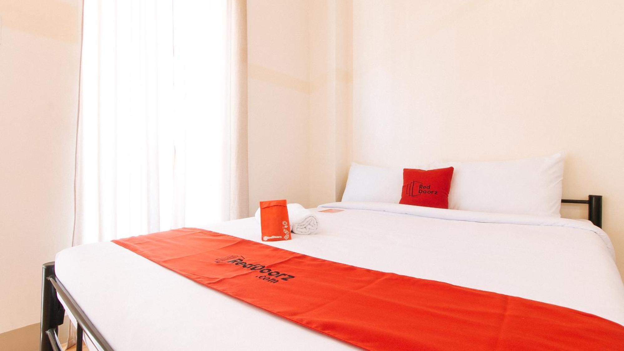 Reddoorz Plus At Alpina Heights Paranaque Paranaque City Zewnętrze zdjęcie