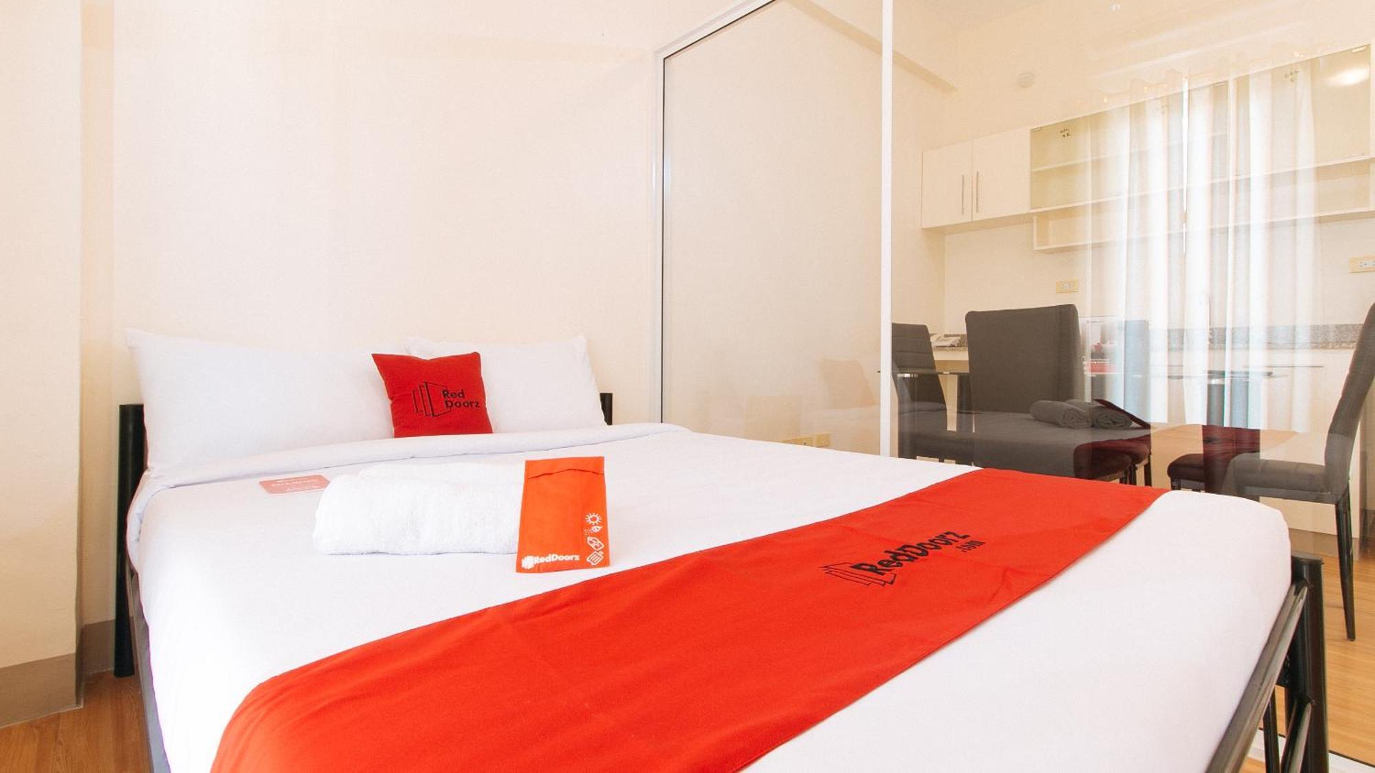 Reddoorz Plus At Alpina Heights Paranaque Paranaque City Zewnętrze zdjęcie
