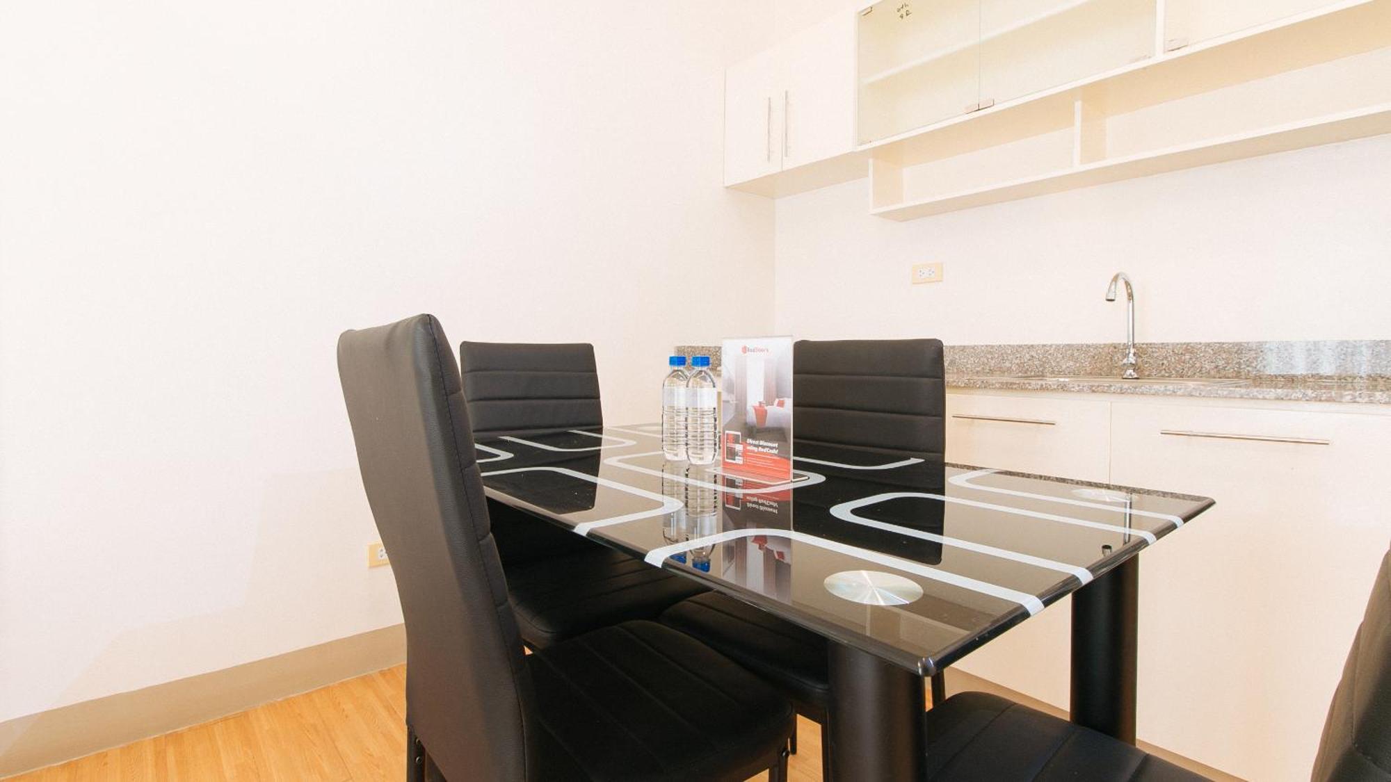 Reddoorz Plus At Alpina Heights Paranaque Paranaque City Zewnętrze zdjęcie