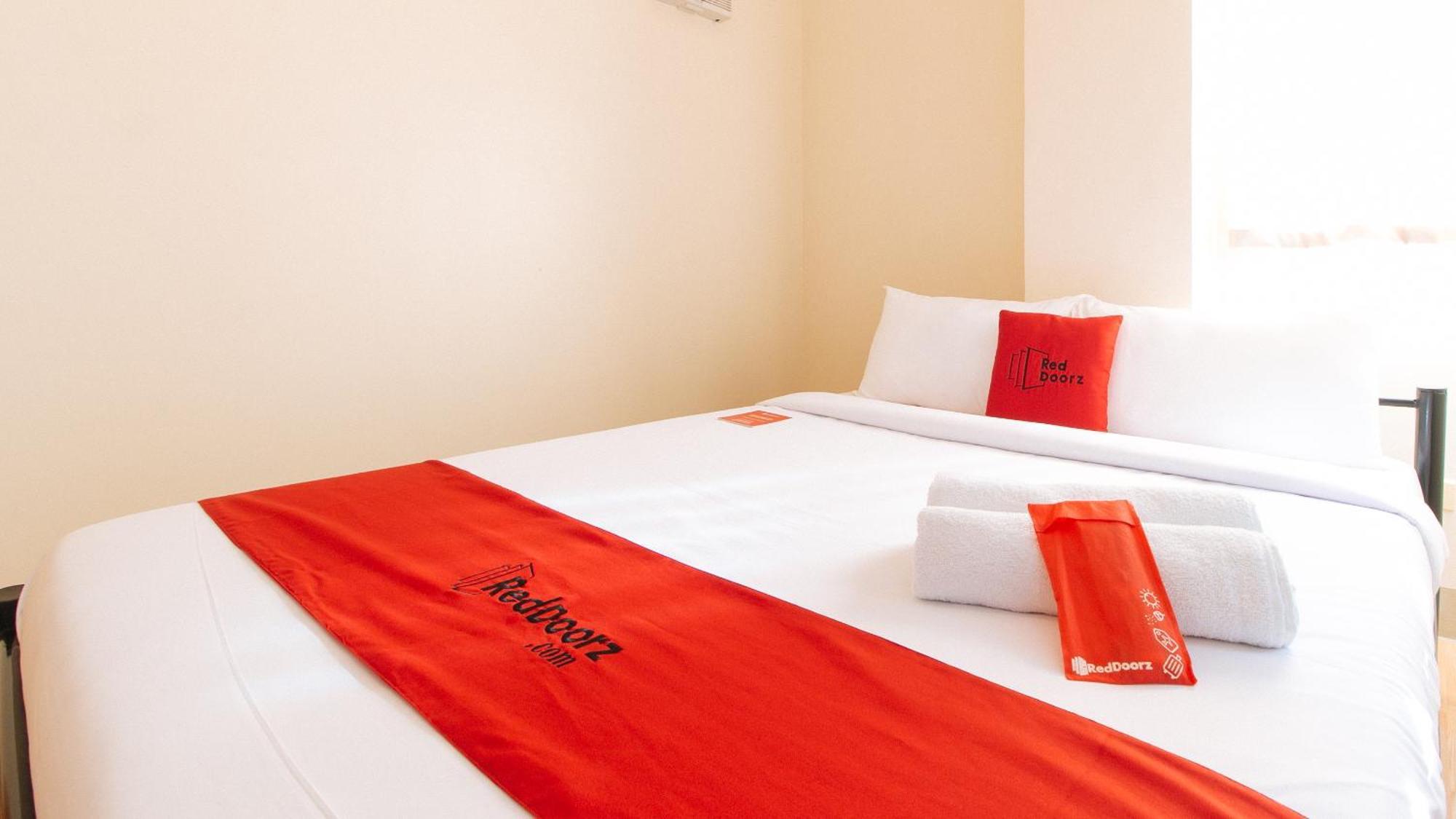 Reddoorz Plus At Alpina Heights Paranaque Paranaque City Zewnętrze zdjęcie